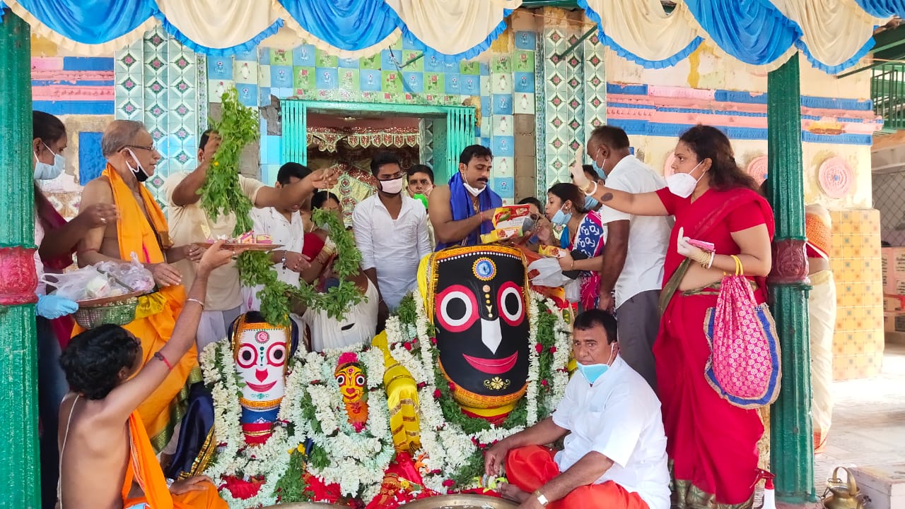 Mahesh Rath Yatra: ਸ਼੍ਰੀ ਰਾਮਪੁਰ ਮਹੇਸ਼ ਵਿੱਚ ਭਗਵਾਨ ਜਗਨਨਾਥ ਦੀ ਪੂਜਾ ਦੀ ਕੁਝ ਝਲਕੀਆਂ