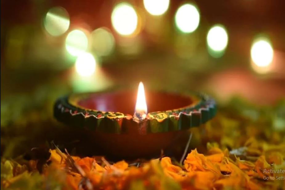 Diwali 2021: ਦੀਵਾਲੀ ਦੇ ਦਿਨ ਜਰੂਰ ਕਰੋ ਇਹ 3 ਕੰਮ, ਘਰ ਵਿੱਚ ਆਉਣਗੀਆਂ ਖੁਸ਼ੀਆਂ