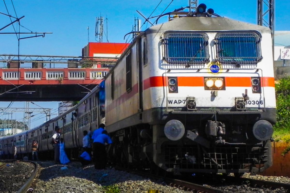 Indian Railways: ਭਾਰਤ ਗੌਰਵ ਯੋਜਨਾ ਦੇ ਤਹਿਤ ਪਹਿਲੀ ਪ੍ਰਾਈਵੇਟ ਰੇਲਗੱਡੀ Coimbatore ਤੋਂ ਹੋਈ ਰਵਾਨਾ
