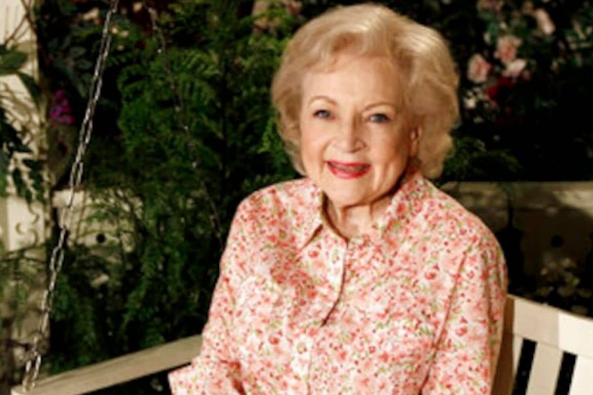 Hollywood ਦੀ ਦਿੱਗਜ ਅਦਾਕਾਰਾ Betty White ਦਾ 99 ਸਾਲ ਦੀ ਉਮਰ `ਚ ਦਿਹਾਂਤ