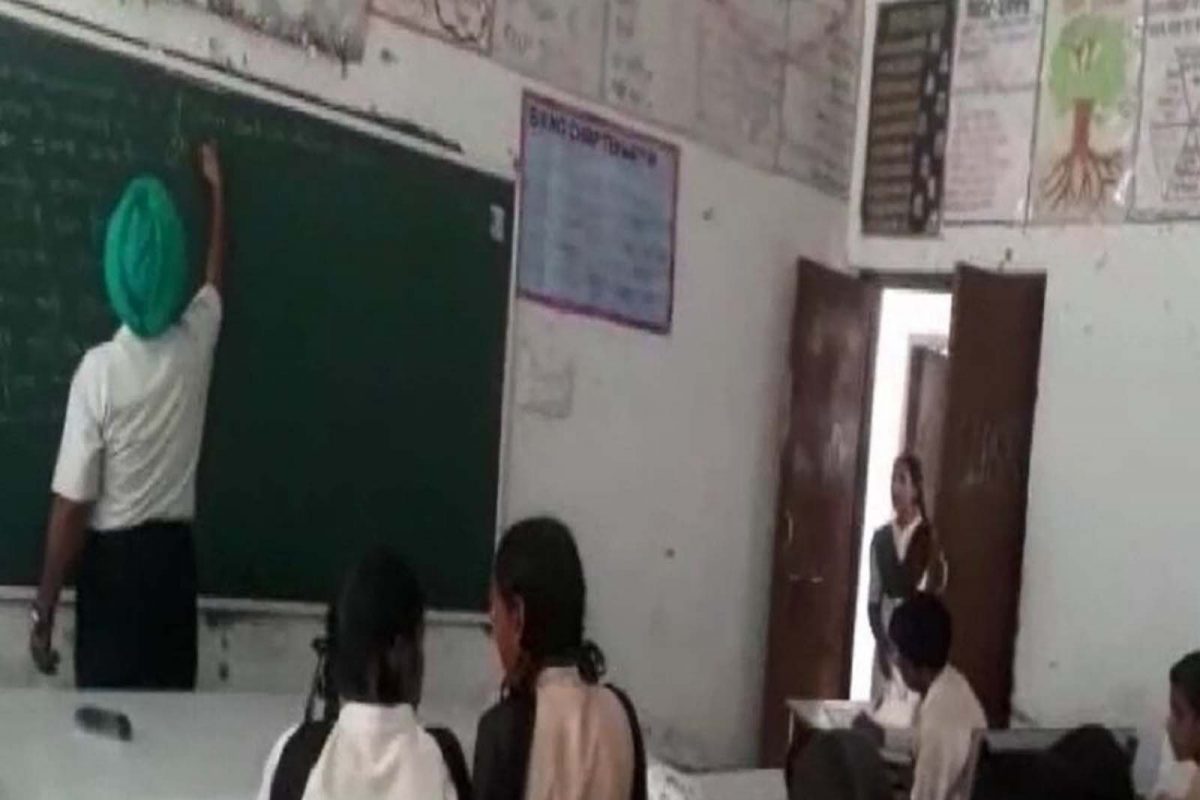 OMICRON: ਫਰਵਰੀ ਤੱਕ ਬੰਦ ਰਹਿਣਗੇ ਪੰਜਾਬ ਦੇ ਸਕੂਲ, ਸਰਕਾਰ ਨੇ ਪਾਬੰਦੀਆਂ ਵਧਾਈਆਂ