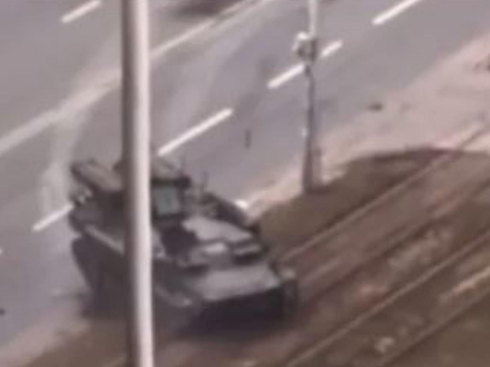 Ukraine-Russia War: ਯੂਕਰੇਨ ਦੀਆਂ ਸੜਕਾਂ 'ਤੇ ਰੂਸੀ ਟੈਂਕ ਨੇ ਦਰੜੀ ਕਾਰ, ਦੇਖੋ VIDEO