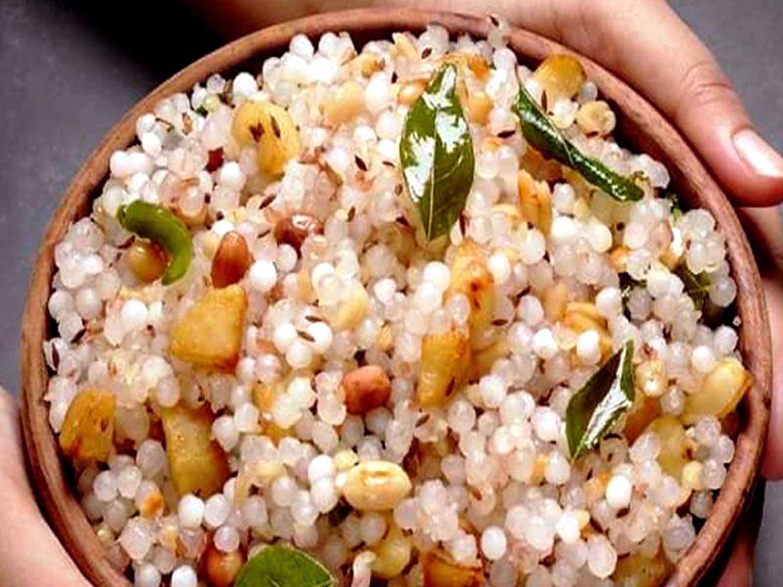 Navratri Special Food: ਨਵਰਾਤਰੀ ਵਰਤ ਦੌਰਾਨ ਬਣਾਓ ਸਾਬੂਦਾਣਾ ਖਿਚੜੀ, ਸਿਹਤ ਨੂੰ ਦੇਵੇਗੀ ਭਰਪੂਰ ਊਰਜਾ
