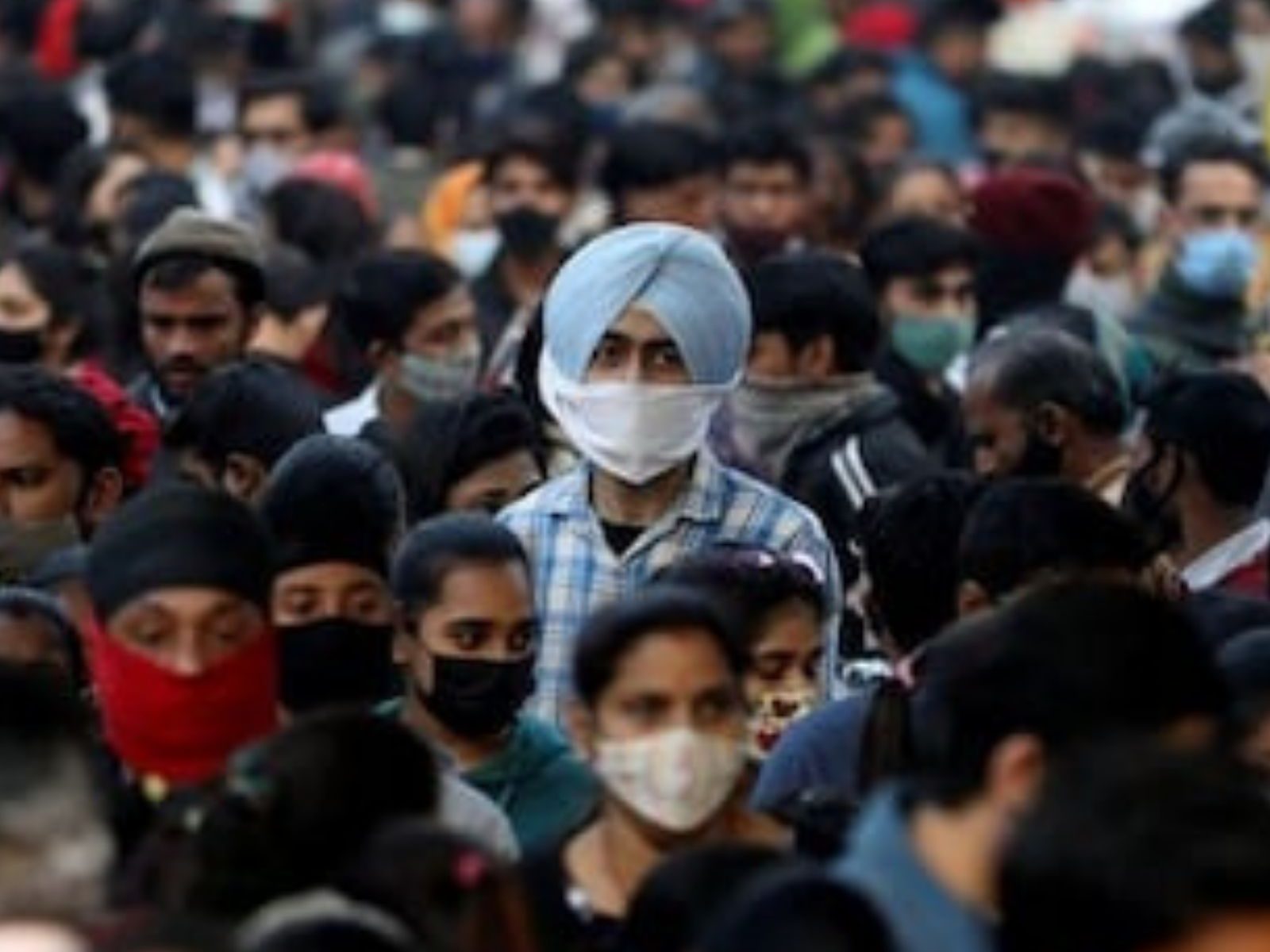ਦੇਸ਼ 'ਚ ਕਰੋਨਾ ਕੇਸਾਂ ਦਾ ਵਾਧਾ ਜਾਰੀ, 24 ਘੰਟਿਆਂ 'ਚ 2593 ਨਵੇਂ ਮਾਮਲੇ, 44 ਮੌਤਾਂ  (File photo/Reuters)