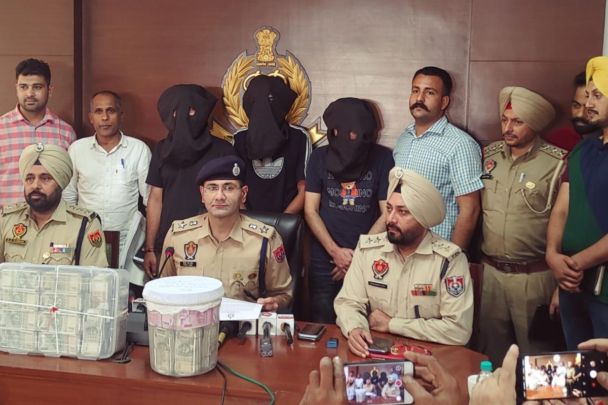 Three members of gang who looted Rs 1 crore arrested in Dera Bassi: Vivek Sheel