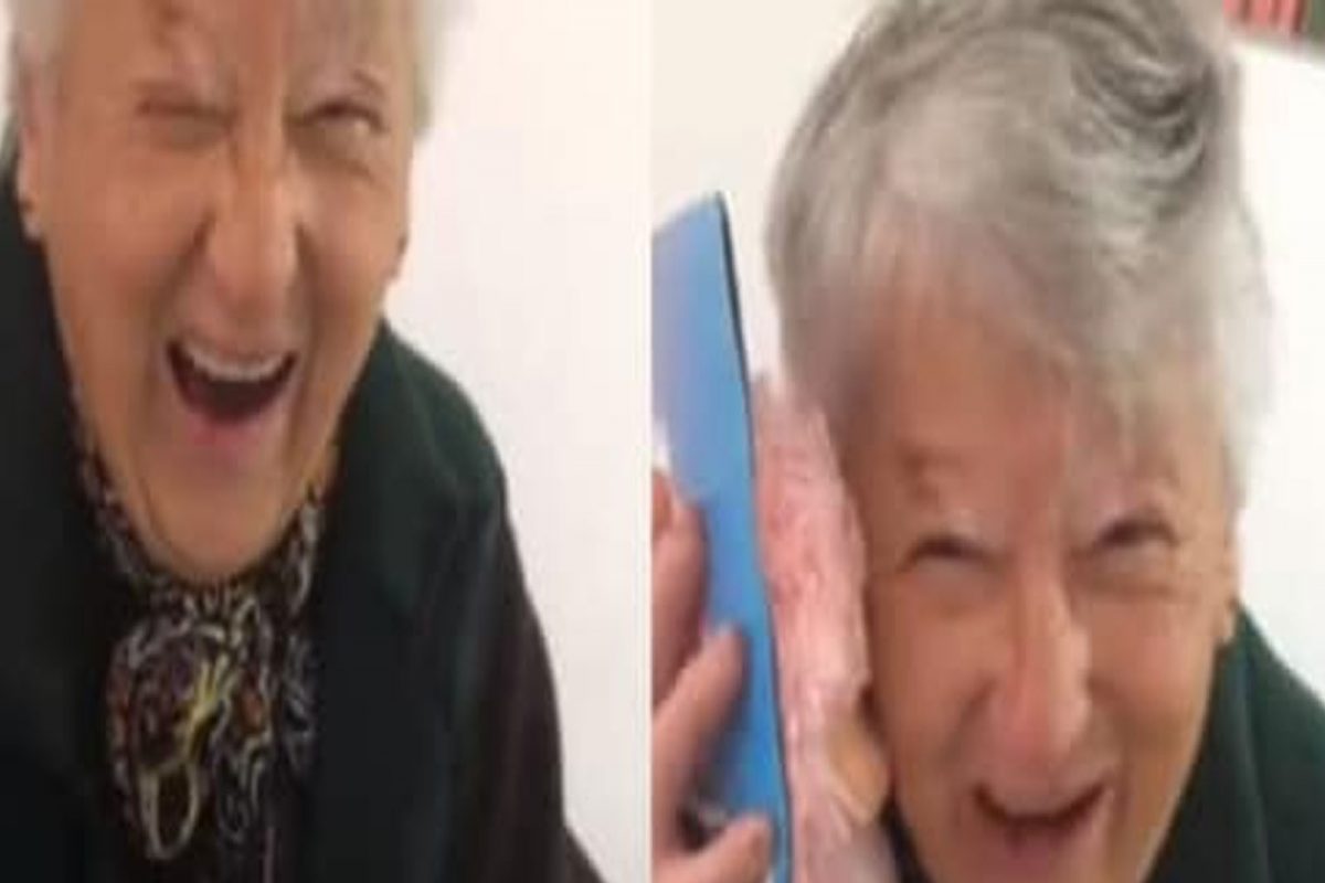 Viral Video: ਪੋਤੀ ਨੇ ਦਾਦੀ ਨੂੰ ਦਿੱਤਾ ਅਨੋਖਾ ਗਿਫਟ, ਵੀਡੀਓ ਹੋਈ ਵਾਇਰਲ