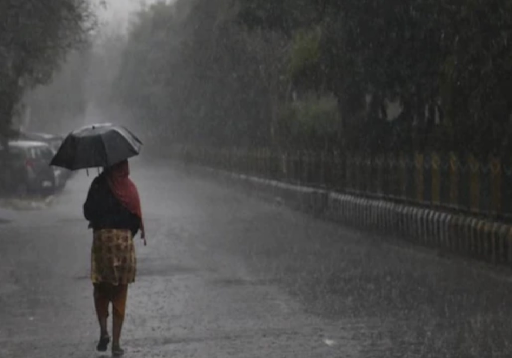 Weather Report: ਪੰਜਾਬ-ਹਰਿਆਣਾ 'ਚ ਮੌਸਮ ਨੇ ਫਿਰ ਲਈ ਕਰਵਟ, ਜਾਣੋ ਕਿੱਥੇ-ਕਿੱਥੇ ਹੋਵੇਗੀ ਬਾਰਿਸ਼
