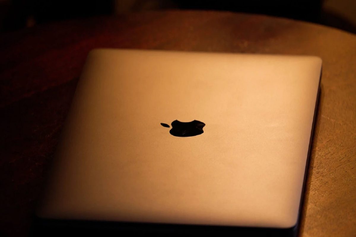 15 ਹਜ਼ਾਰ ਰੁਪਏ ਸਸਤੇ 'ਚ ਮਿਲ ਰਿਹਾ Apple MacBook Air M2, ਜਾਣੋ ਕੀ ਹੈ ਆਫਰ